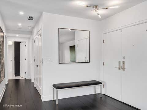 Tiny photo for 5 OAK BROOK CLUB Drive #P6-N, Oak Brook, IL 60523 (MLS # 12740104)