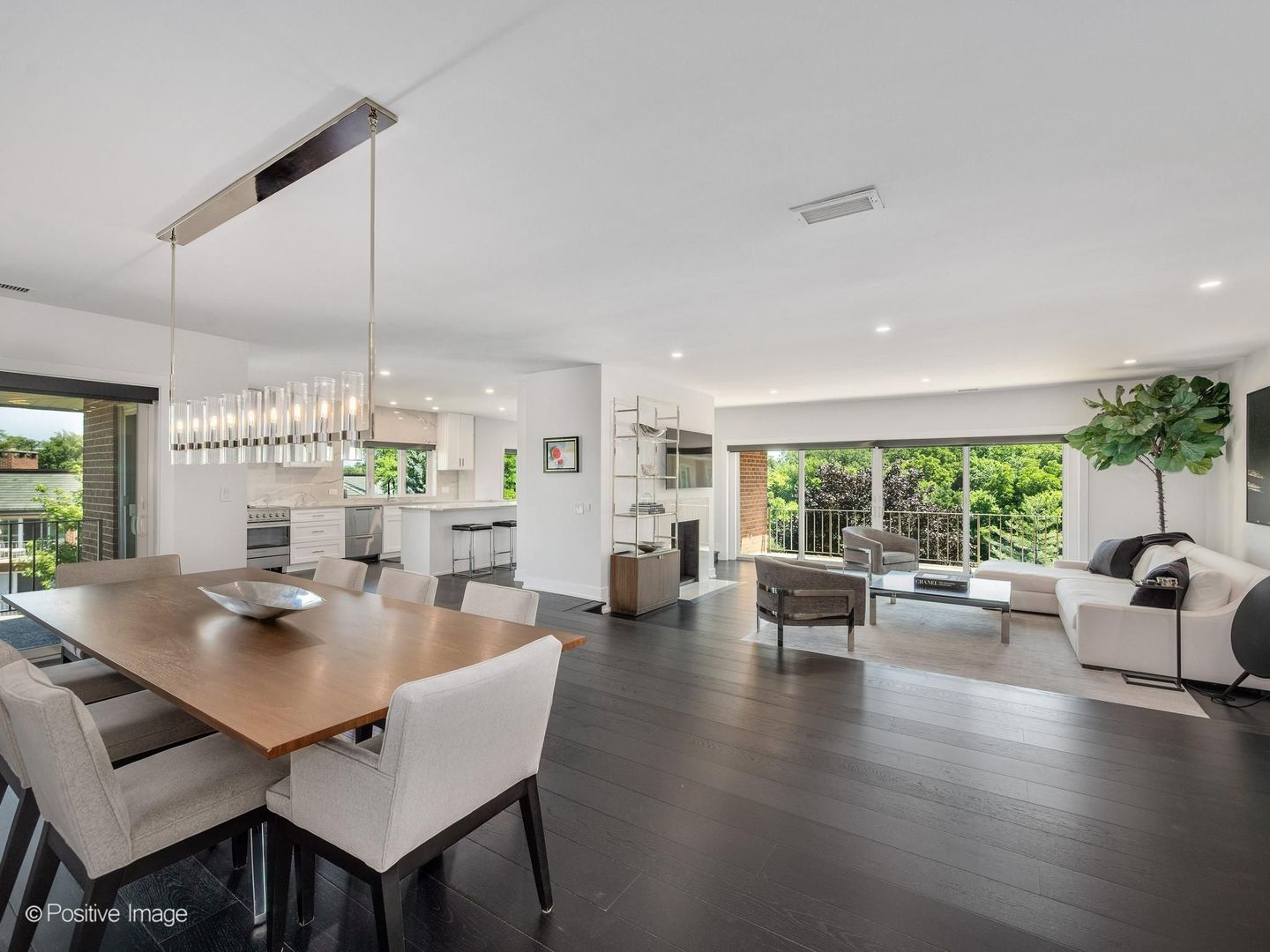 5 OAK BROOK CLUB Drive P6-N