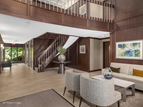 Tiny photo for 5 OAK BROOK CLUB Drive #P6-N, Oak Brook, IL 60523 (MLS # 12740104)