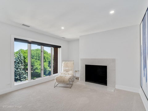 Tiny photo for 5 OAK BROOK CLUB Drive #P6-N, Oak Brook, IL 60523 (MLS # 12740104)