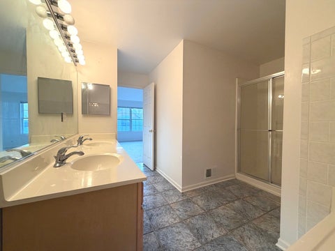 Tiny photo for 1129 Georgetown Way, Vernon Hills, IL 60061 (MLS # 12677143)