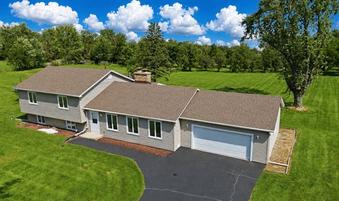 Photo of 26553 S Woodlawn Avenue, Crete, IL 60417 (MLS # 12744158)