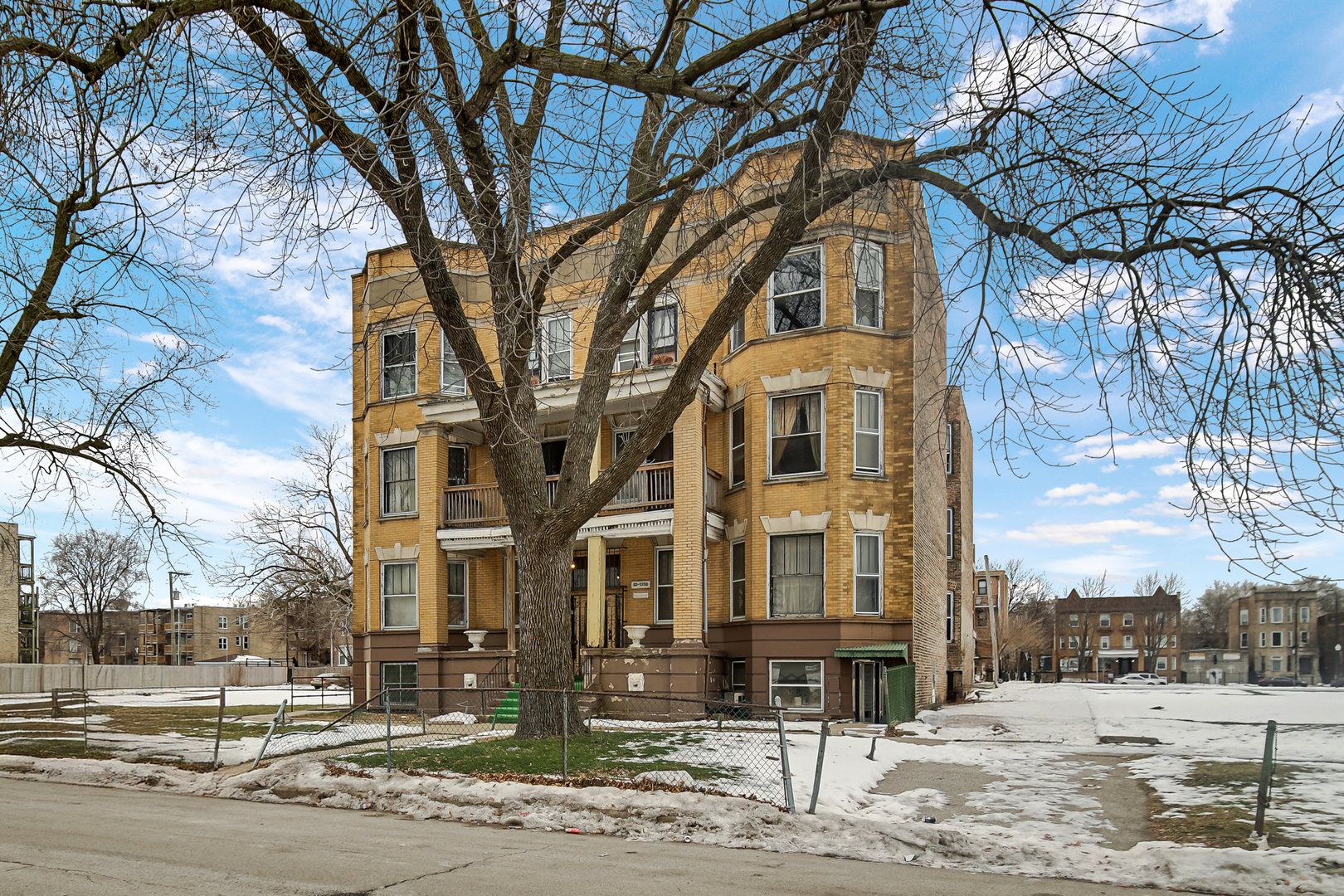 5200 S Prairie Avenue