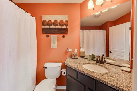 Tiny photo for 813 E Hamlin Lane, Arlington Heights, IL 60004 (MLS # 12583806)