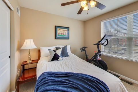 Tiny photo for 813 E Hamlin Lane, Arlington Heights, IL 60004 (MLS # 12583806)