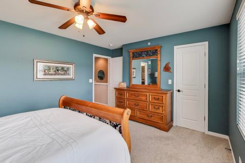 Tiny photo for 813 E Hamlin Lane, Arlington Heights, IL 60004 (MLS # 12583806)