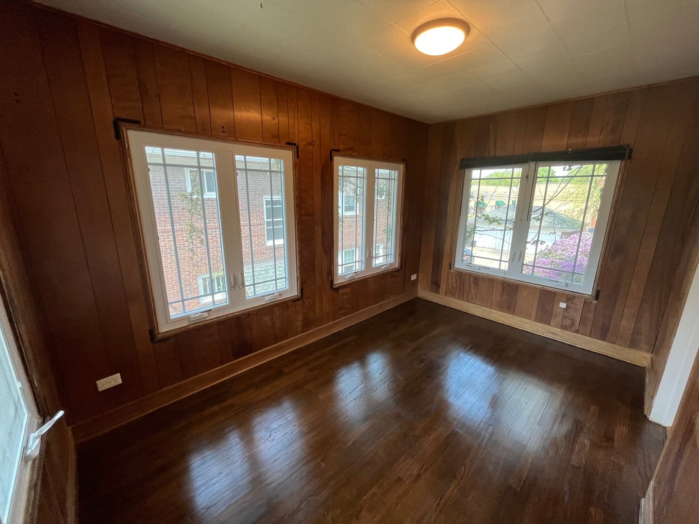1123 Bonnie Brae Place