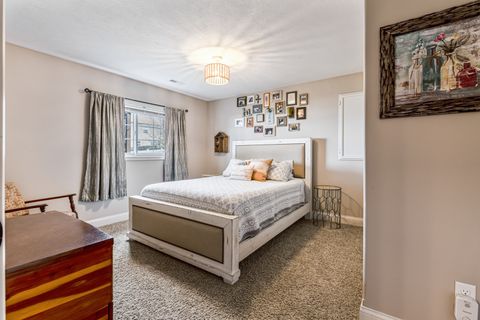 Tiny photo for 1302 Wicklow Drive, Bloomington, IL 61705 (MLS # 12591921)