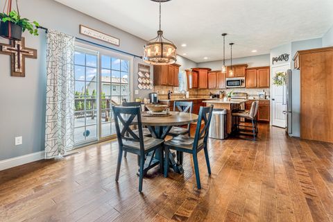 Tiny photo for 1302 Wicklow Drive, Bloomington, IL 61705 (MLS # 12591921)