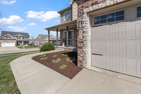 Tiny photo for 1302 Wicklow Drive, Bloomington, IL 61705 (MLS # 12591921)