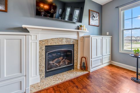 Tiny photo for 1302 Wicklow Drive, Bloomington, IL 61705 (MLS # 12591921)