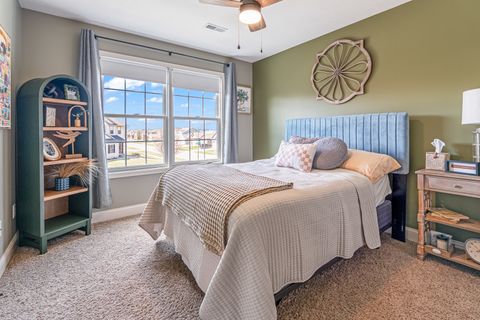 Tiny photo for 1302 Wicklow Drive, Bloomington, IL 61705 (MLS # 12591921)