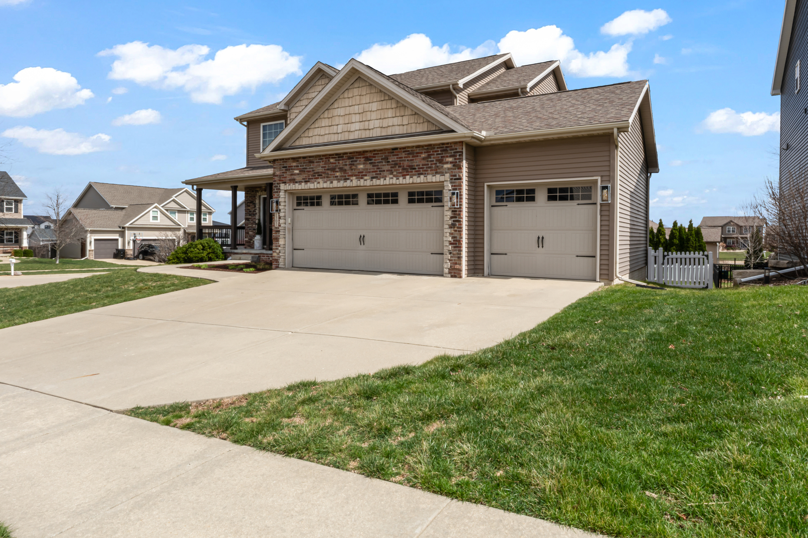 1302 Wicklow Drive