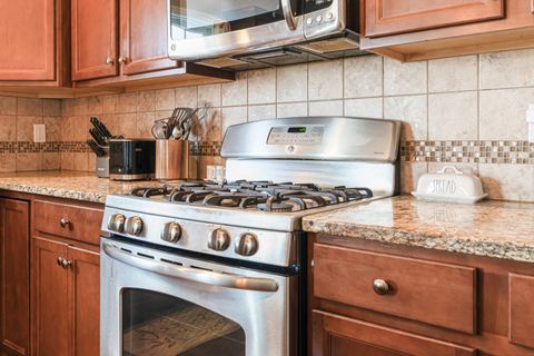 Tiny photo for 1302 Wicklow Drive, Bloomington, IL 61705 (MLS # 12591921)