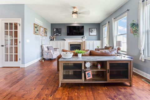 Tiny photo for 1302 Wicklow Drive, Bloomington, IL 61705 (MLS # 12591921)