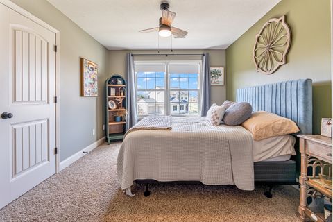 Tiny photo for 1302 Wicklow Drive, Bloomington, IL 61705 (MLS # 12591921)