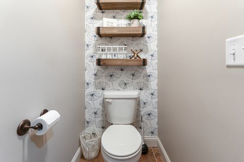 Tiny photo for 1302 Wicklow Drive, Bloomington, IL 61705 (MLS # 12591921)