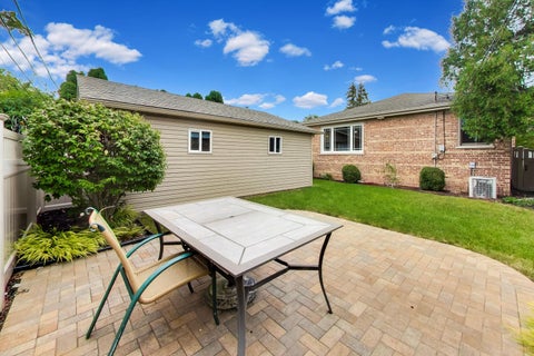Tiny photo for 5022 N Busse Avenue, Chicago, IL 60656 (MLS # 12761489)