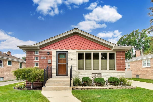 5022 N BUSSE AVE, CHICAGO, IL 60656 - Image 98eb7f0edb9dcaa341d03ebcf4441ab5/3724844572