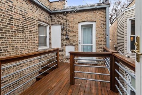 Tiny photo for 734 W BARRY Avenue #3S, Chicago, IL 60657 (MLS # 12590557)