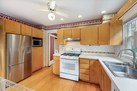 Tiny photo for 836 N Grove Avenue, Oak Park, IL 60302 (MLS # 12711294)