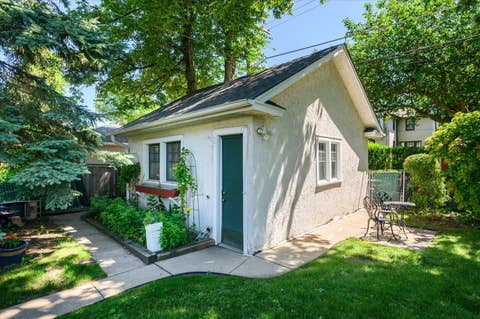 Tiny photo for 836 N Grove Avenue, Oak Park, IL 60302 (MLS # 12711294)
