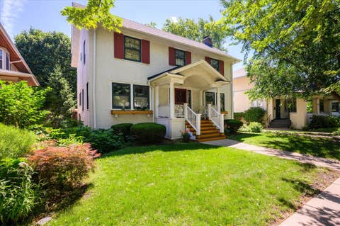 Tiny photo for 836 N Grove Avenue, Oak Park, IL 60302 (MLS # 12711294)