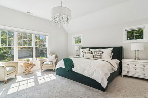 Tiny photo for 302 E Hillside Avenue, Barrington, IL 60010 (MLS # 12486647)