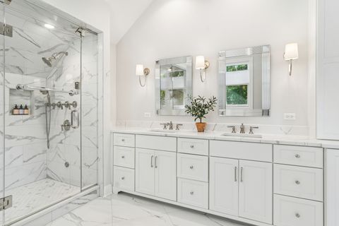 Tiny photo for 302 E Hillside Avenue, Barrington, IL 60010 (MLS # 12486647)