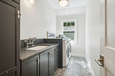 Tiny photo for 302 E Hillside Avenue, Barrington, IL 60010 (MLS # 12486647)