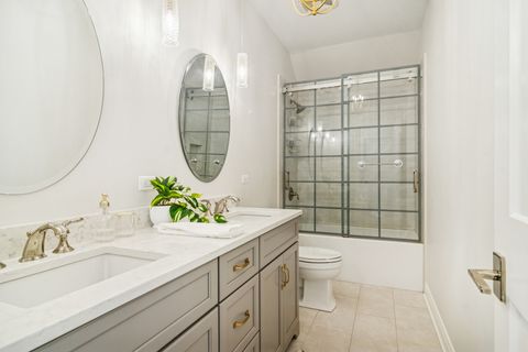 Tiny photo for 302 E Hillside Avenue, Barrington, IL 60010 (MLS # 12486647)