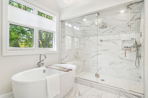 Tiny photo for 302 E Hillside Avenue, Barrington, IL 60010 (MLS # 12486647)