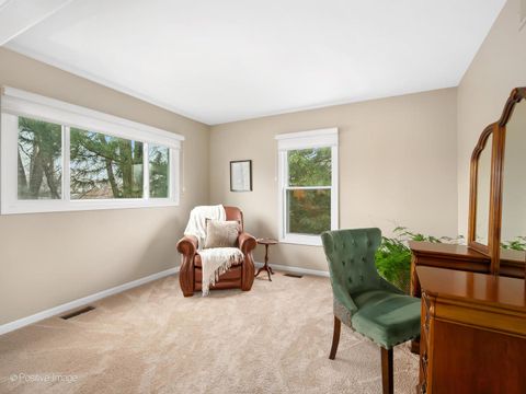 Tiny photo for 202 Pine Tree Lane, La Grange Park, IL 60526 (MLS # 12567529)
