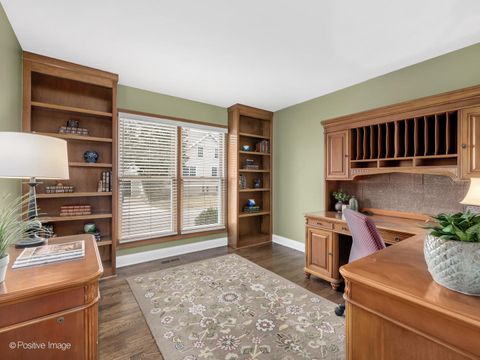 Tiny photo for 202 Pine Tree Lane, La Grange Park, IL 60526 (MLS # 12567529)