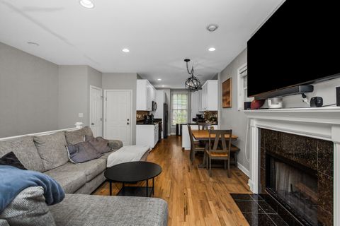 Tiny photo for 1413 N Bosworth Avenue #1, Chicago, IL 60642 (MLS # 12575771)