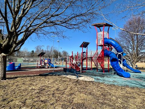 Tiny photo for 545 Blackhawk Drive, Batavia, IL 60510 (MLS # 12569549)