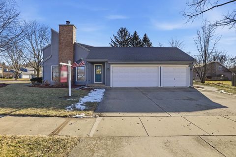 Tiny photo for 545 Blackhawk Drive, Batavia, IL 60510 (MLS # 12569549)
