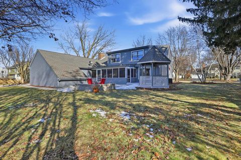 Tiny photo for 545 Blackhawk Drive, Batavia, IL 60510 (MLS # 12569549)
