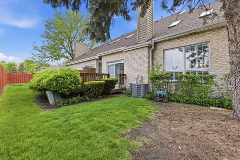 Tiny photo for 18 Moorings Drive, Palos Heights, IL 60463 (MLS # 12635052)