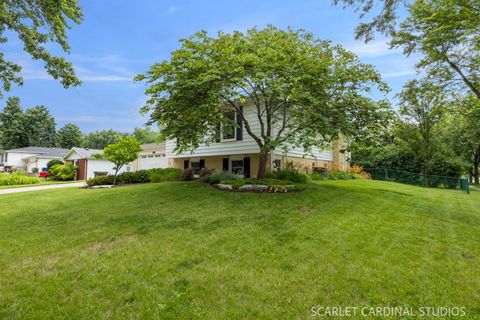 Tiny photo for 1881 Cambridge Lane, Wheaton, IL 60189 (MLS # 12685977)