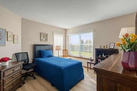 Tiny photo for 13750 Bristlecone Drive #310, Plainfield, IL 60544 (MLS # 12788205)