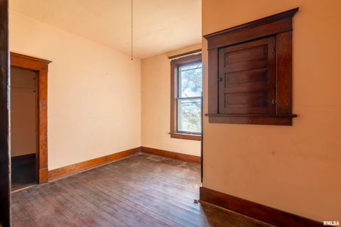 Tiny photo for 1250 E PARK Street, Carbondale, IL 62901 (MLS # EB455822)