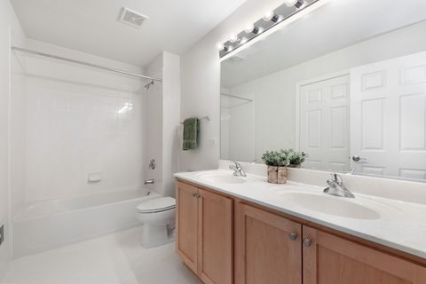 Tiny photo for 146 Paxton Road #4, Bloomingdale, IL 60108 (MLS # 12505355)