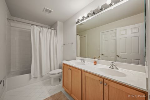 Tiny photo for 146 Paxton Road #4, Bloomingdale, IL 60108 (MLS # 12505355)