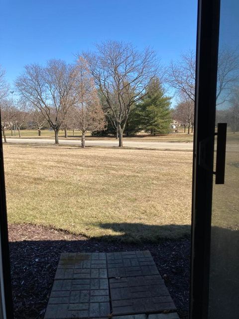 Tiny photo for 166 Chatham Court #B, Bloomingdale, IL 60108 (MLS # 12602437)