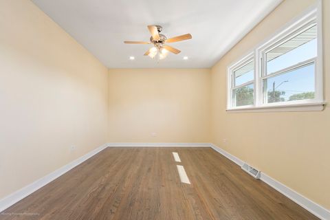 Tiny photo for 14101 S Saginaw Avenue, Burnham, IL 60633 (MLS # 12488648)