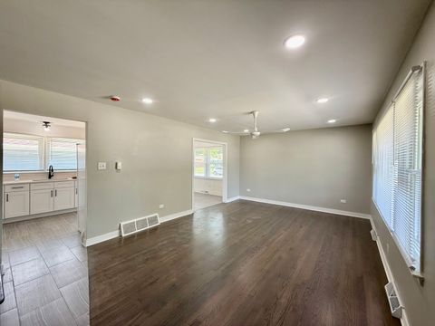Tiny photo for 14101 S Saginaw Avenue, Burnham, IL 60633 (MLS # 12488648)