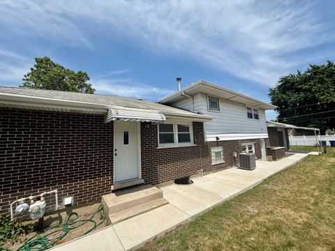 Tiny photo for 14101 S Saginaw Avenue, Burnham, IL 60633 (MLS # 12488648)