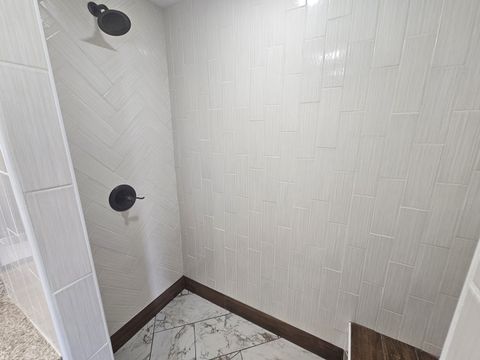 Tiny photo for 4411 Woodglen Lane, Mt Vernon, IL 62864 (MLS # 12690894)