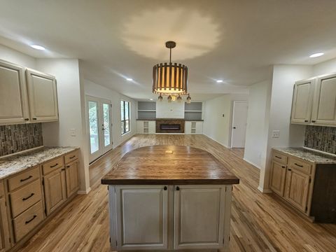 Tiny photo for 4411 Woodglen Lane, Mt Vernon, IL 62864 (MLS # 12690894)